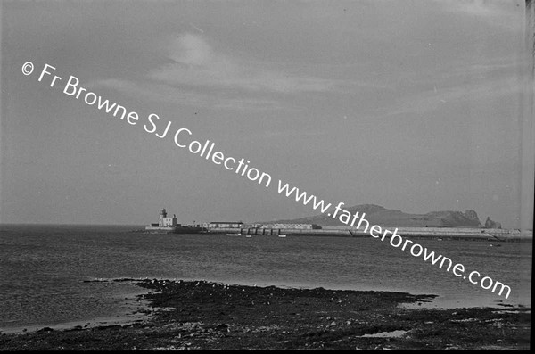 HOWTH HARBOUR LOW TIDE IRELAND'S EYE